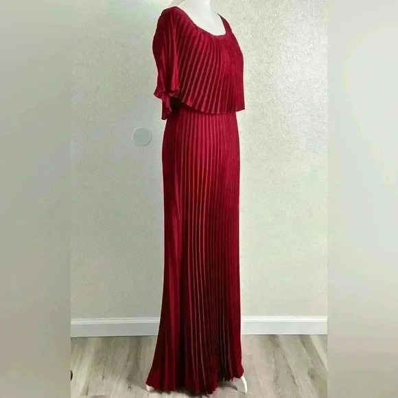 Chicwish Dancing Till Dawn Off-Shoulder Pleated Maxi Dress In Wine Size XS/S - Picture 5 of 14